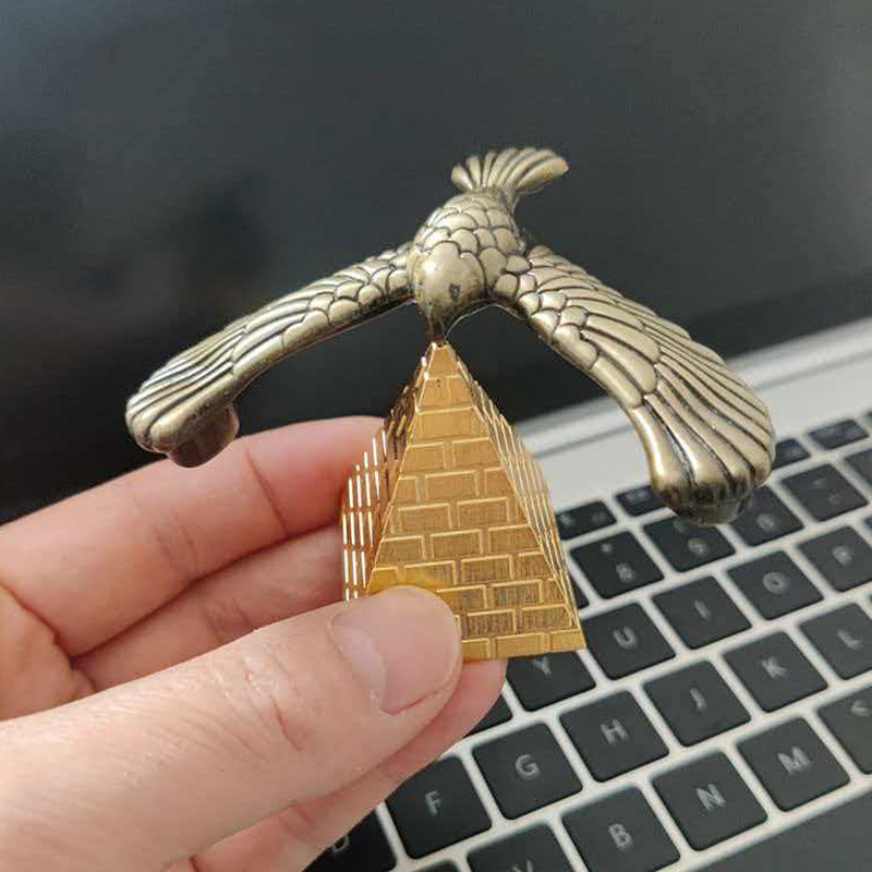 Metal Balancing Bird with Pyra - Office Technologies 评论和价格